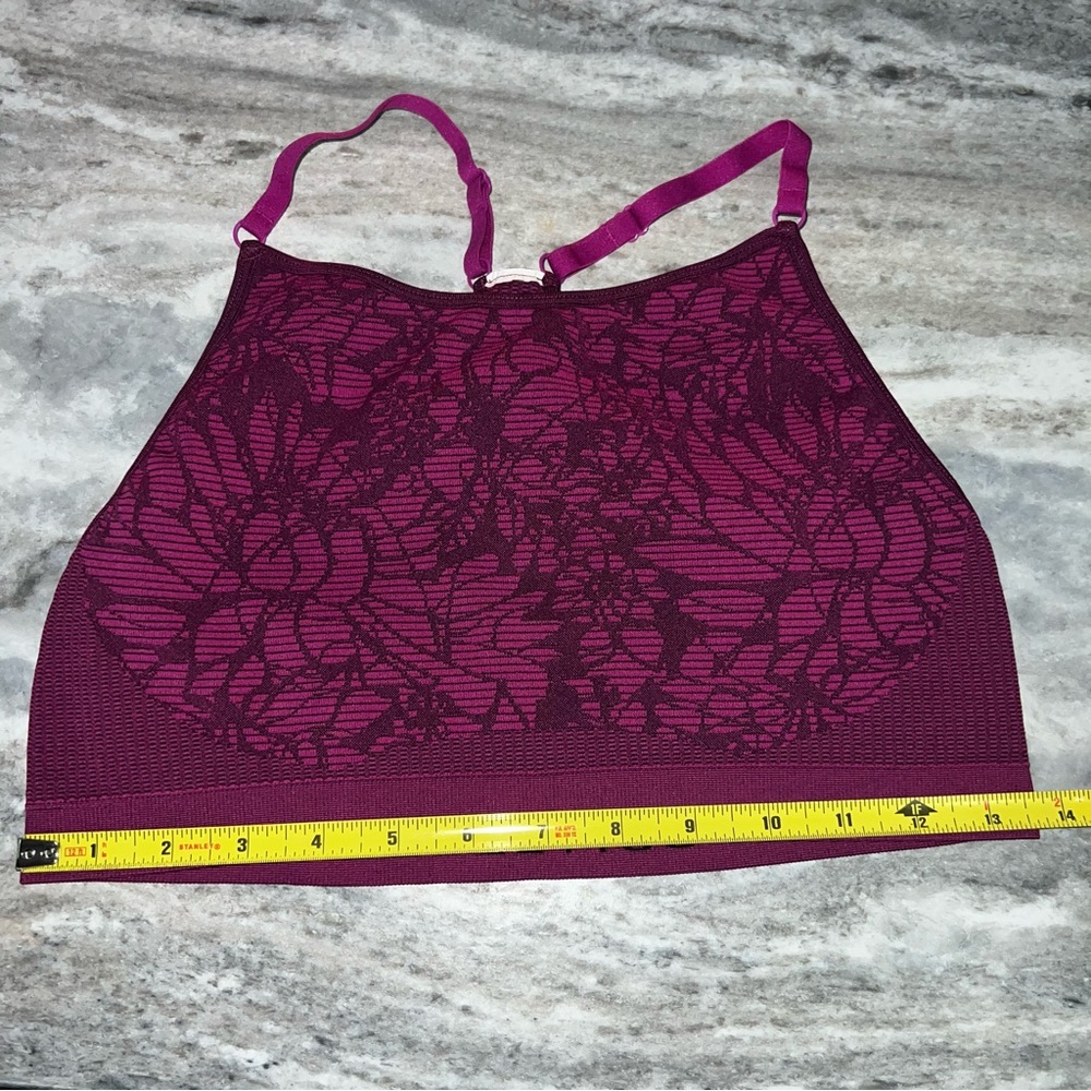 Fabletics Samana Seamless Sports bra purple & black size large - Picture 4 of 6